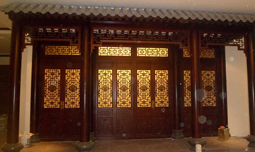 潮州传统仿古门窗浮雕技术制作方法